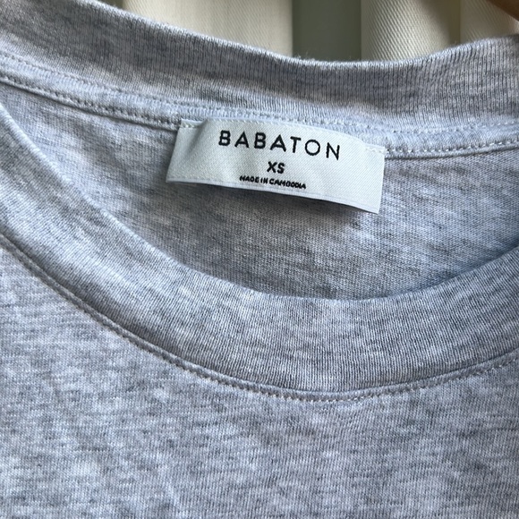Babaton - XS - grey sleeveless top with shoulder pads - Picture 3 of 5